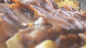 大火蒸至15分鐘即可。