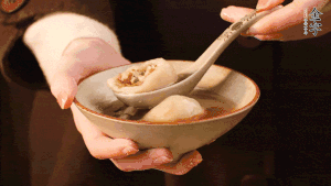 新的一年，我們還是要吃好喝好哦，祝大家元宵快樂(lè)！